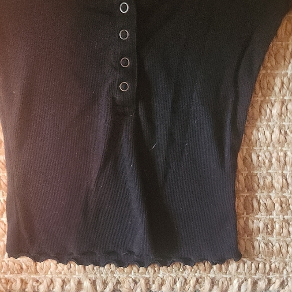 Aeropostale Black Fitted Short Sleeve Buttoned Tee - Picture 7 of 7